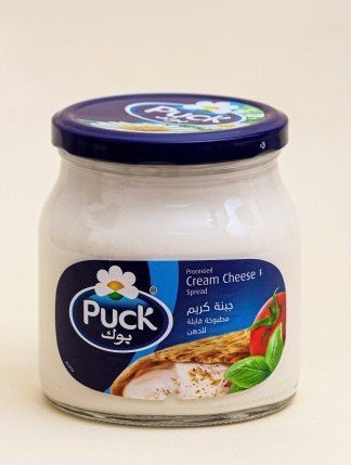 جبنة كريمية قابلة للدهن من علامة بوك التجارية.